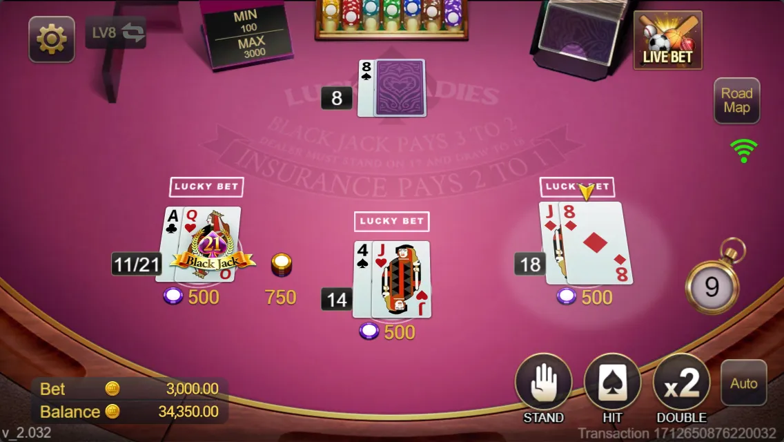 Blackjack Lucky Ladies game interface screenshot 1